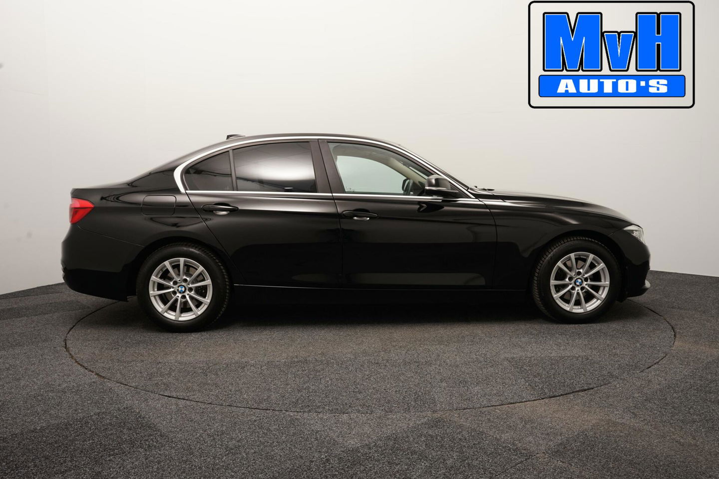 BMW 3 Serie 320i Centennial High Executive|LEER|LED|ORG.NL