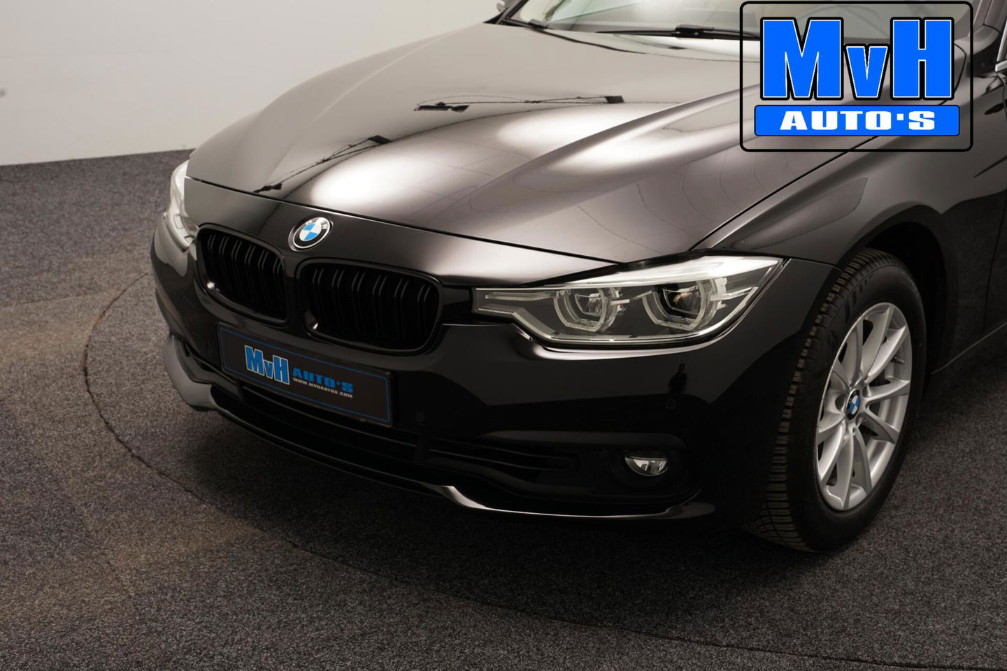 BMW 3 Serie 320i Centennial High Executive|LEER|LED|ORG.NL