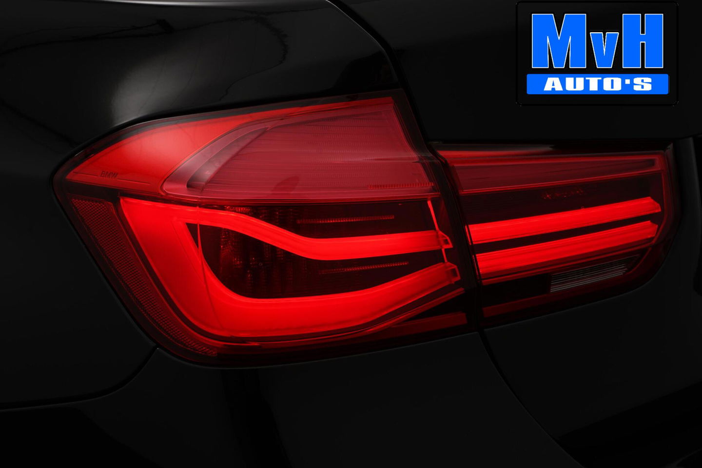 BMW 3 Serie 320i Centennial High Executive|LEER|LED|ORG.NL