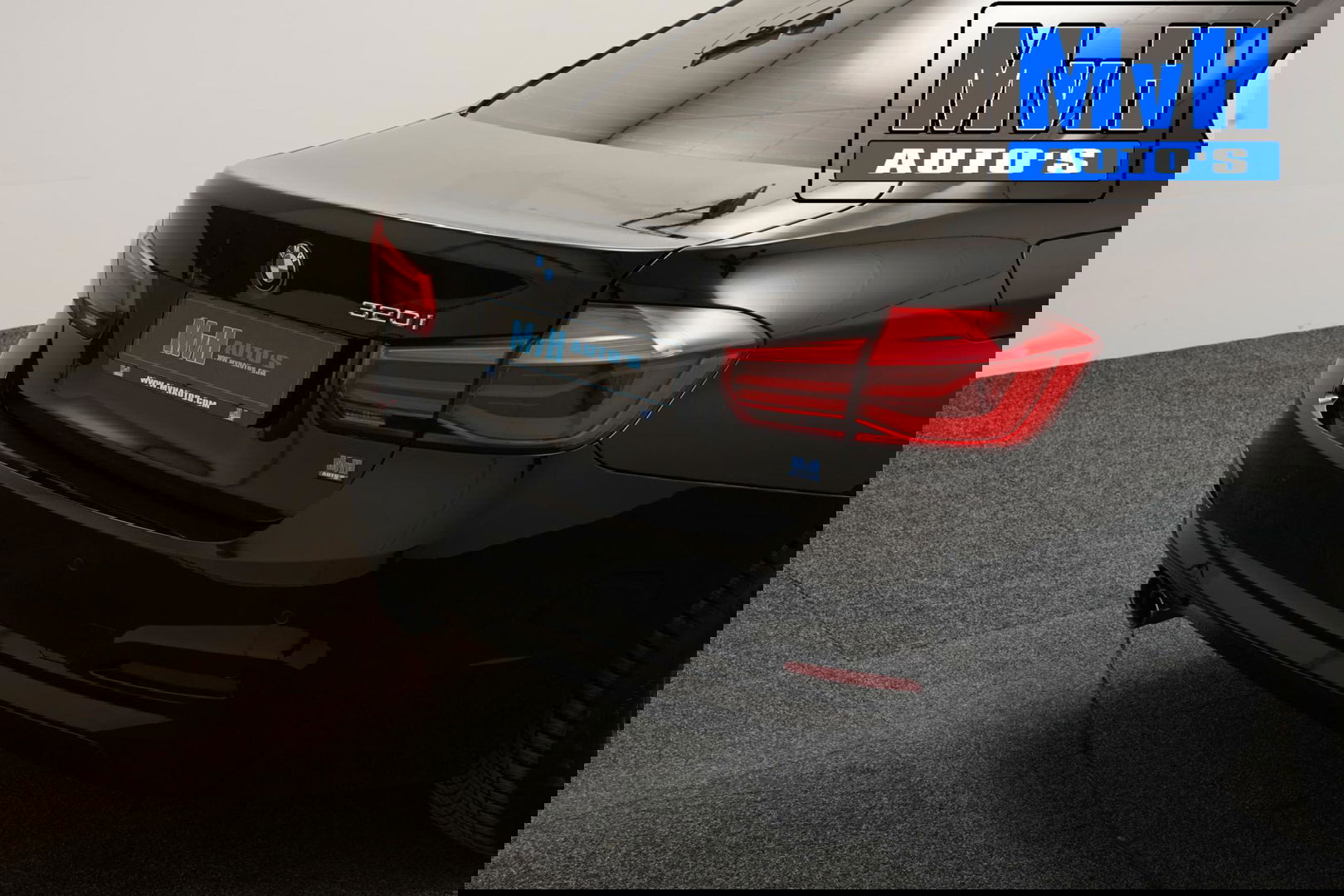 BMW 3 Serie 320i Centennial High Executive|LEER|LED|ORG.NL