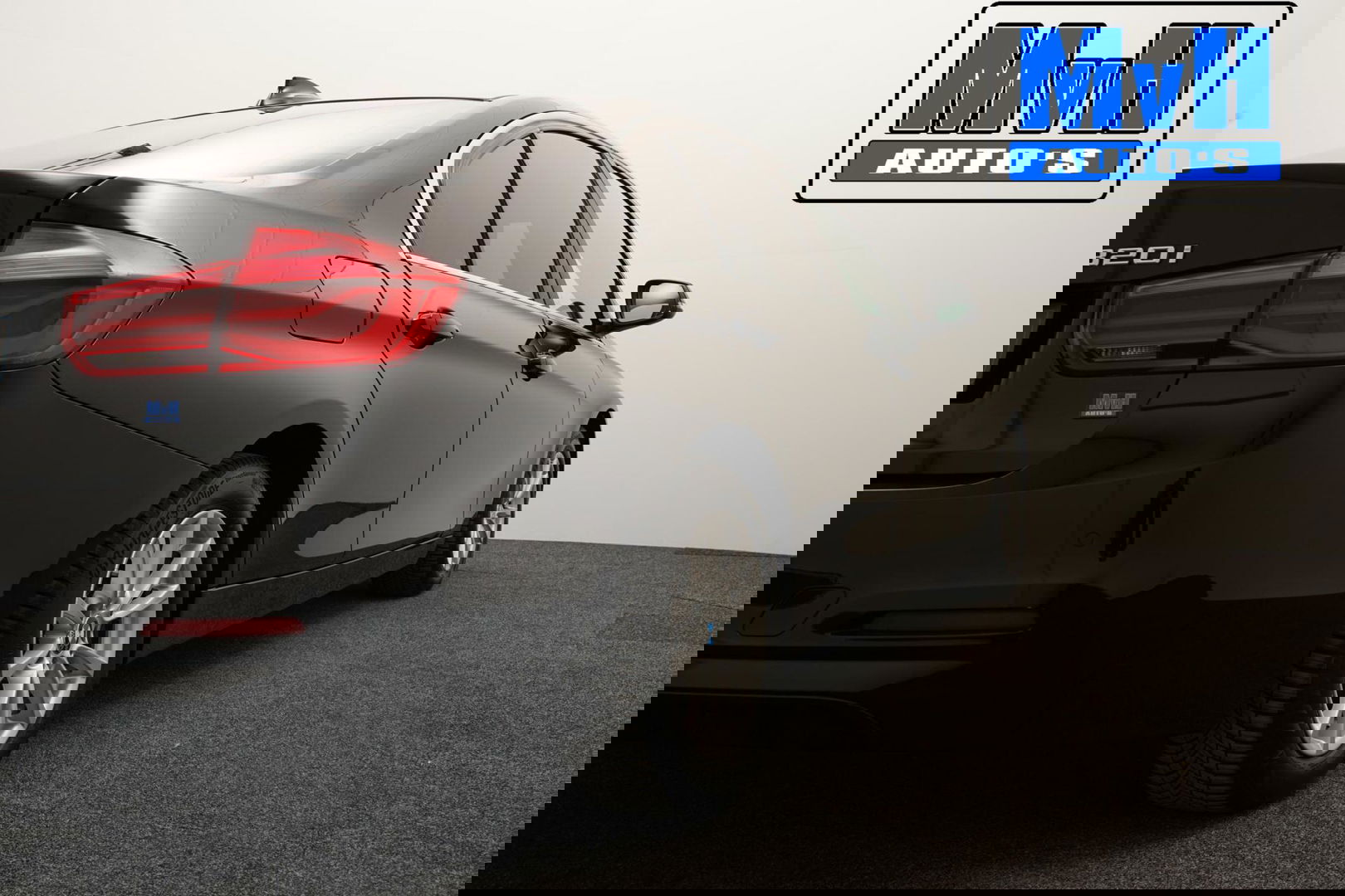 BMW 3 Serie 320i Centennial High Executive|LEER|LED|ORG.NL