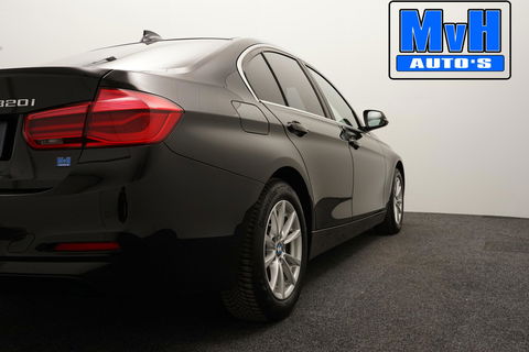 BMW 3 Serie 320i Centennial High Executive|LEER|LED|ORG.NL