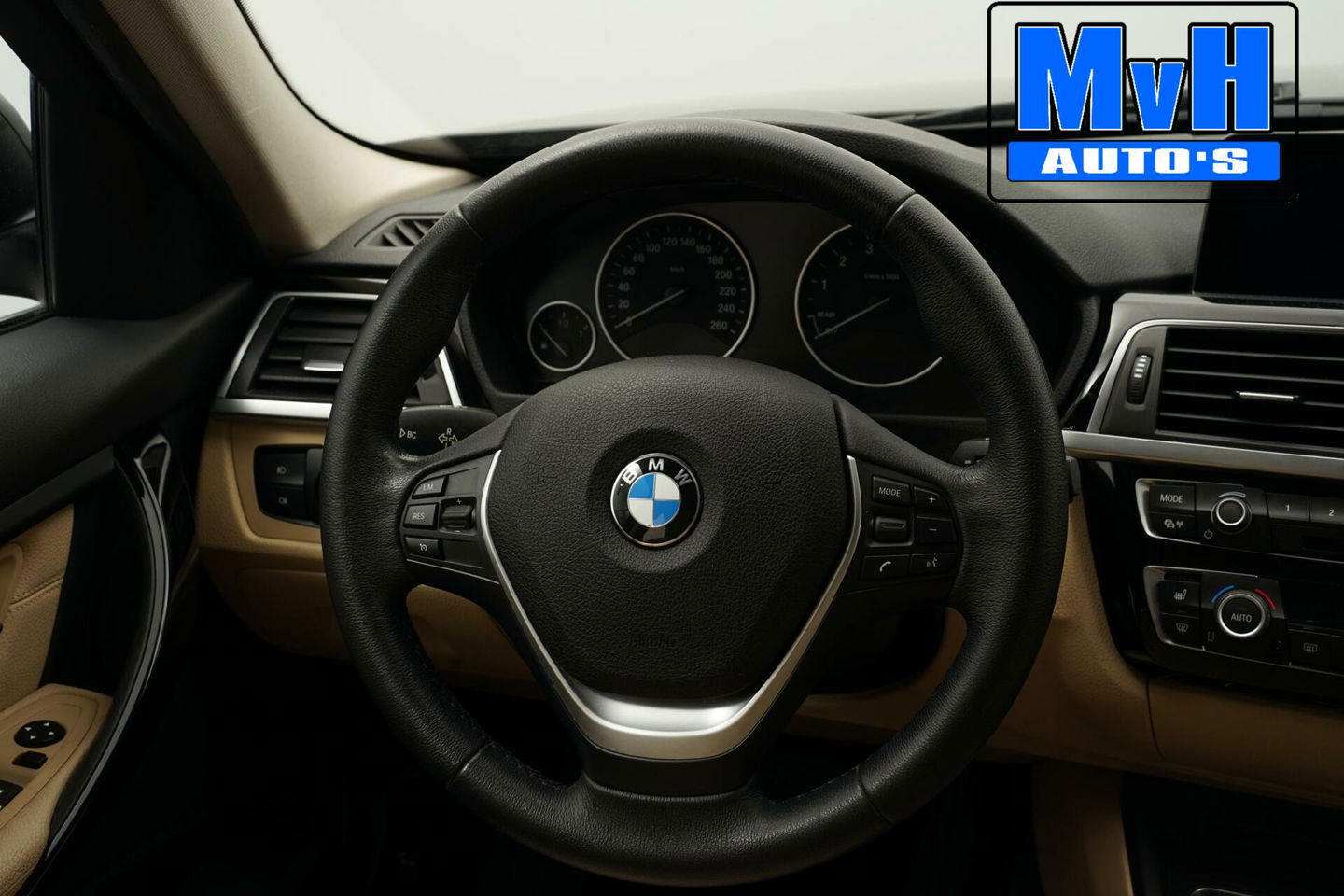 BMW 3 Serie 320i Centennial High Executive|LEER|LED|ORG.NL