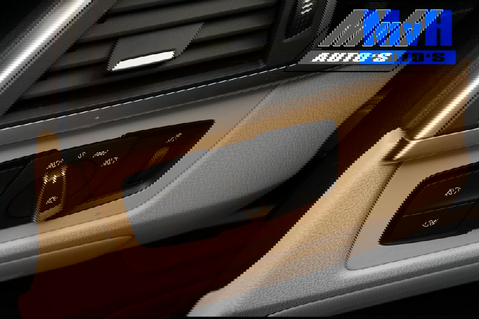 BMW 3 Serie 320i Centennial High Executive|LEER|LED|ORG.NL