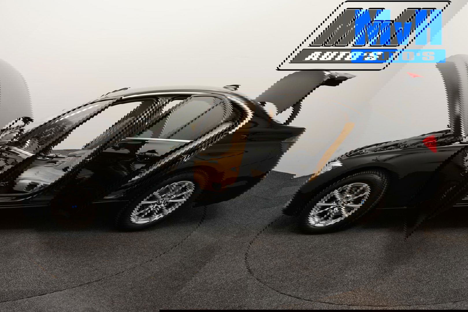 BMW 3 Serie 320i Centennial High Executive|LEER|LED|ORG.NL