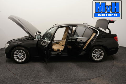 BMW 3 Serie 320i Centennial High Executive|LEER|LED|ORG.NL