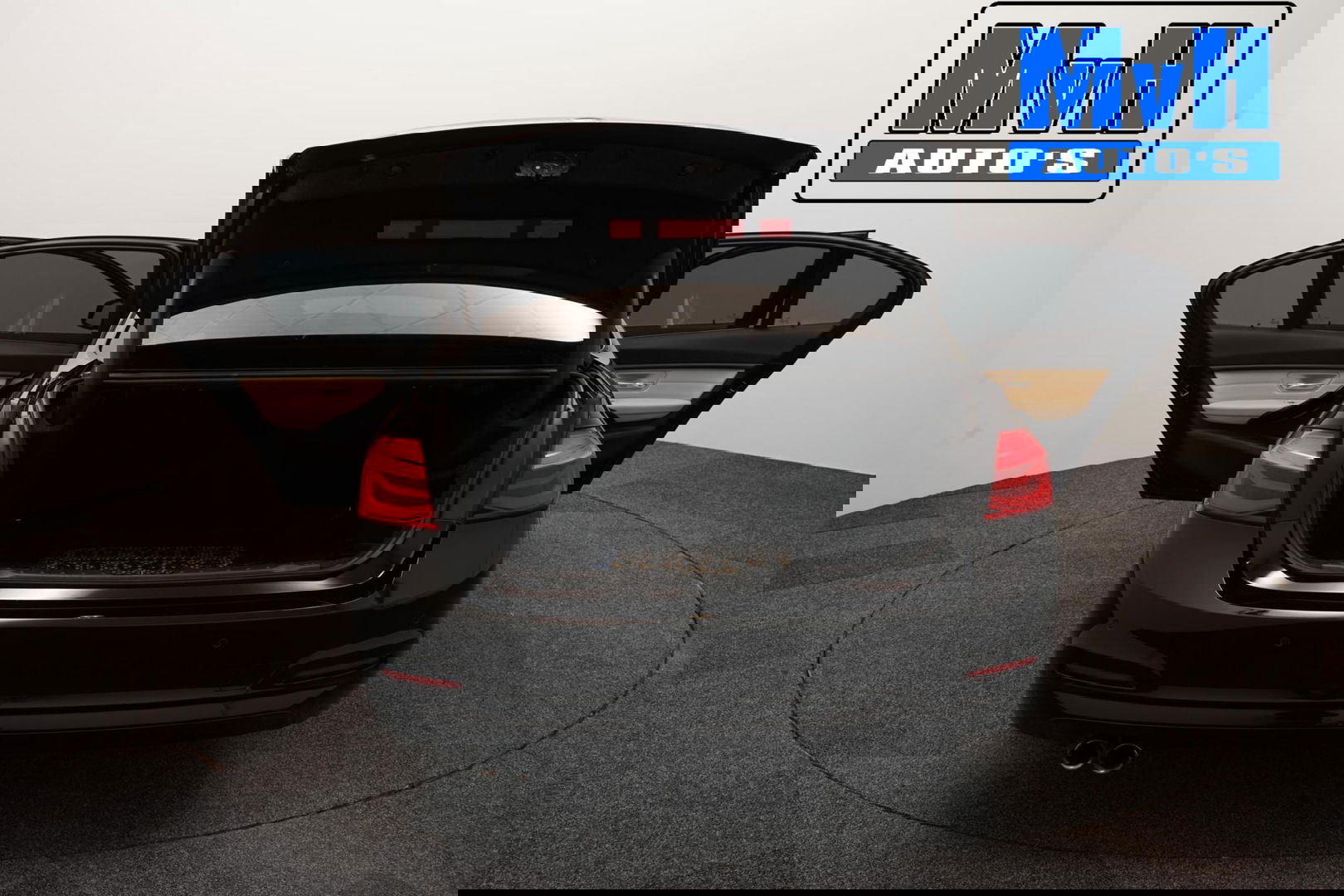 BMW 3 Serie 320i Centennial High Executive|LEER|LED|ORG.NL