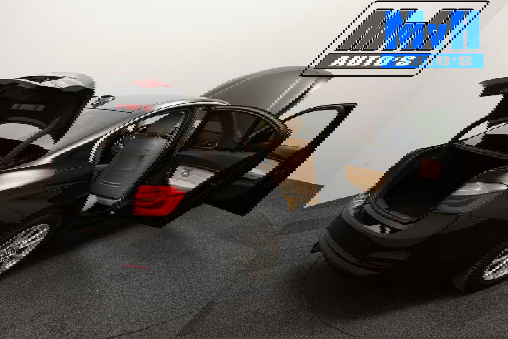 BMW 3 Serie 320i Centennial High Executive|LEER|LED|ORG.NL