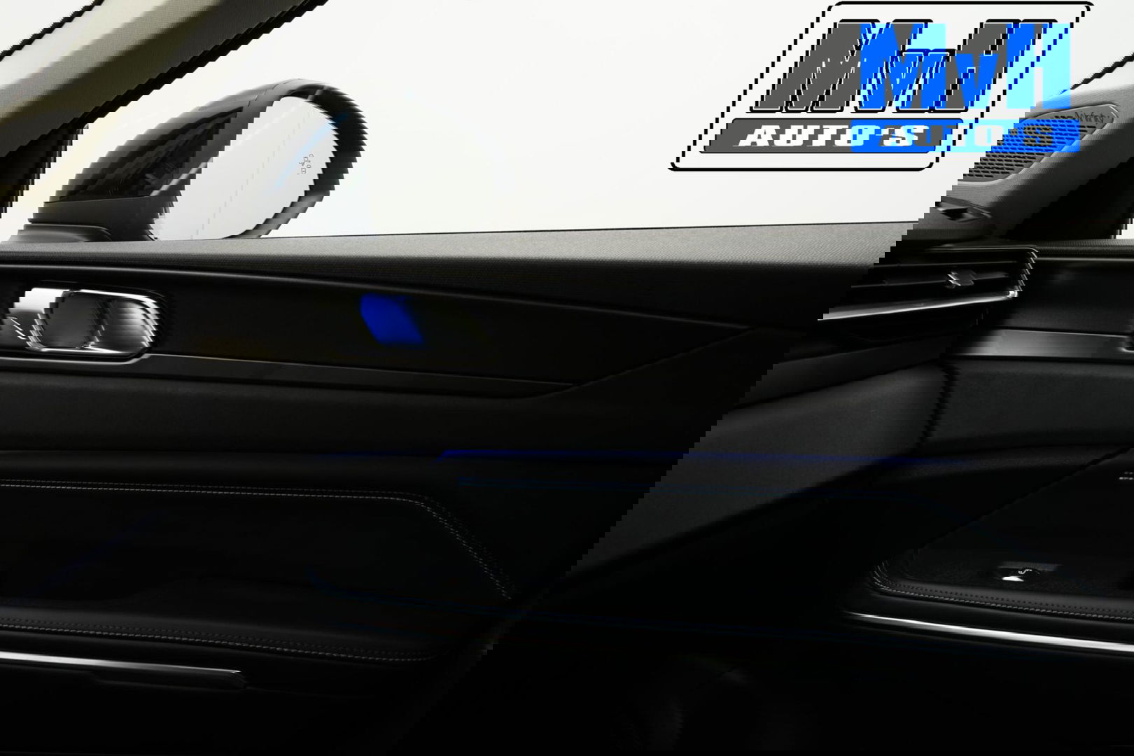 Lynk & Co 01 1.5 Hybride|FULL BLACK|LEER|PANO|360°CAM|NAP