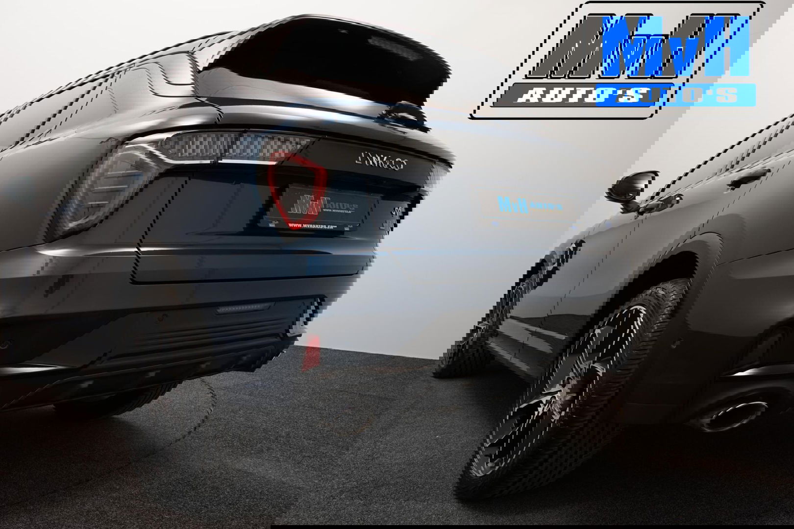 Lynk & Co 01 1.5 Hybride|FULL BLACK|LEER|PANO|360°CAM|NAP