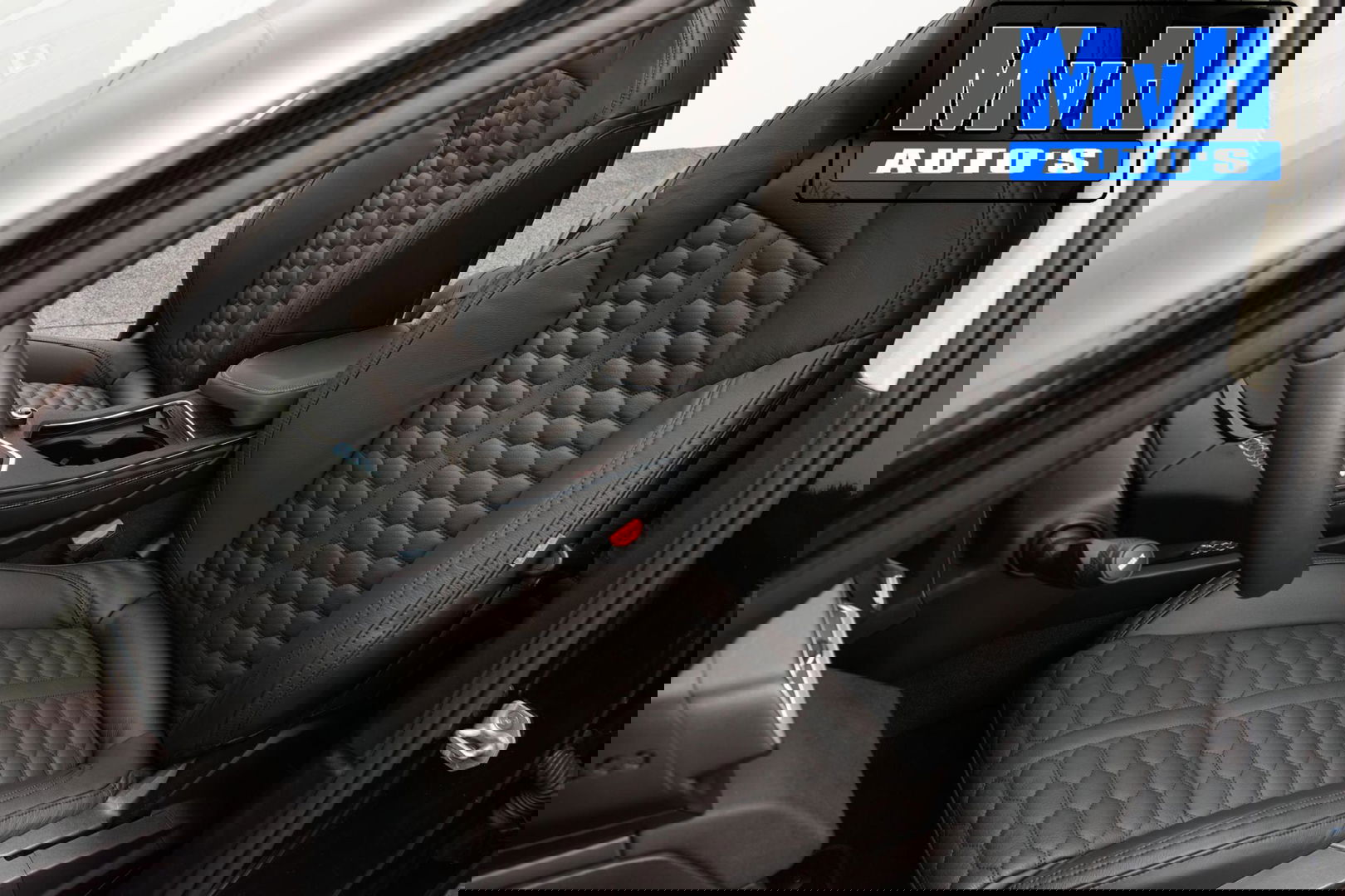 Lynk & Co 01 1.5 Hybride|FULL BLACK|LEER|PANO|360°CAM|NAP