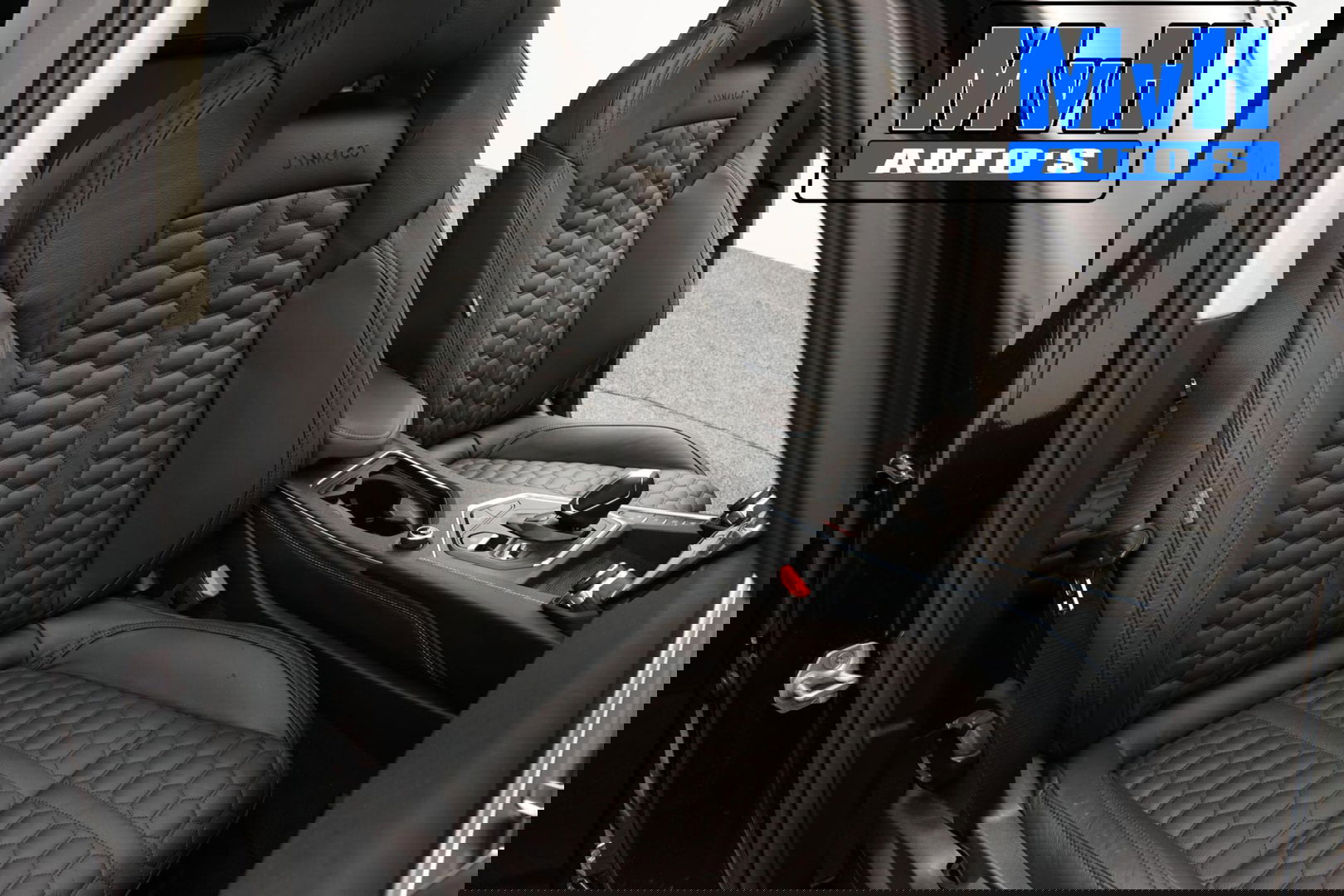 Lynk & Co 01 1.5 Hybride|FULL BLACK|LEER|PANO|360°CAM|NAP