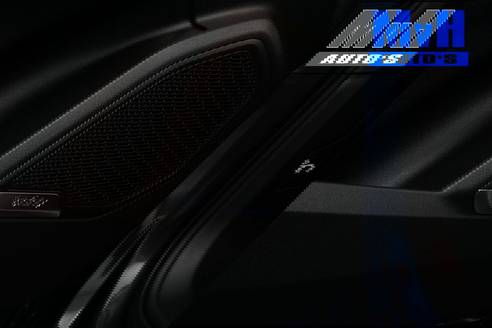 Lynk & Co 01 1.5 Hybride|FULL BLACK|LEER|PANO|360°CAM|NAP