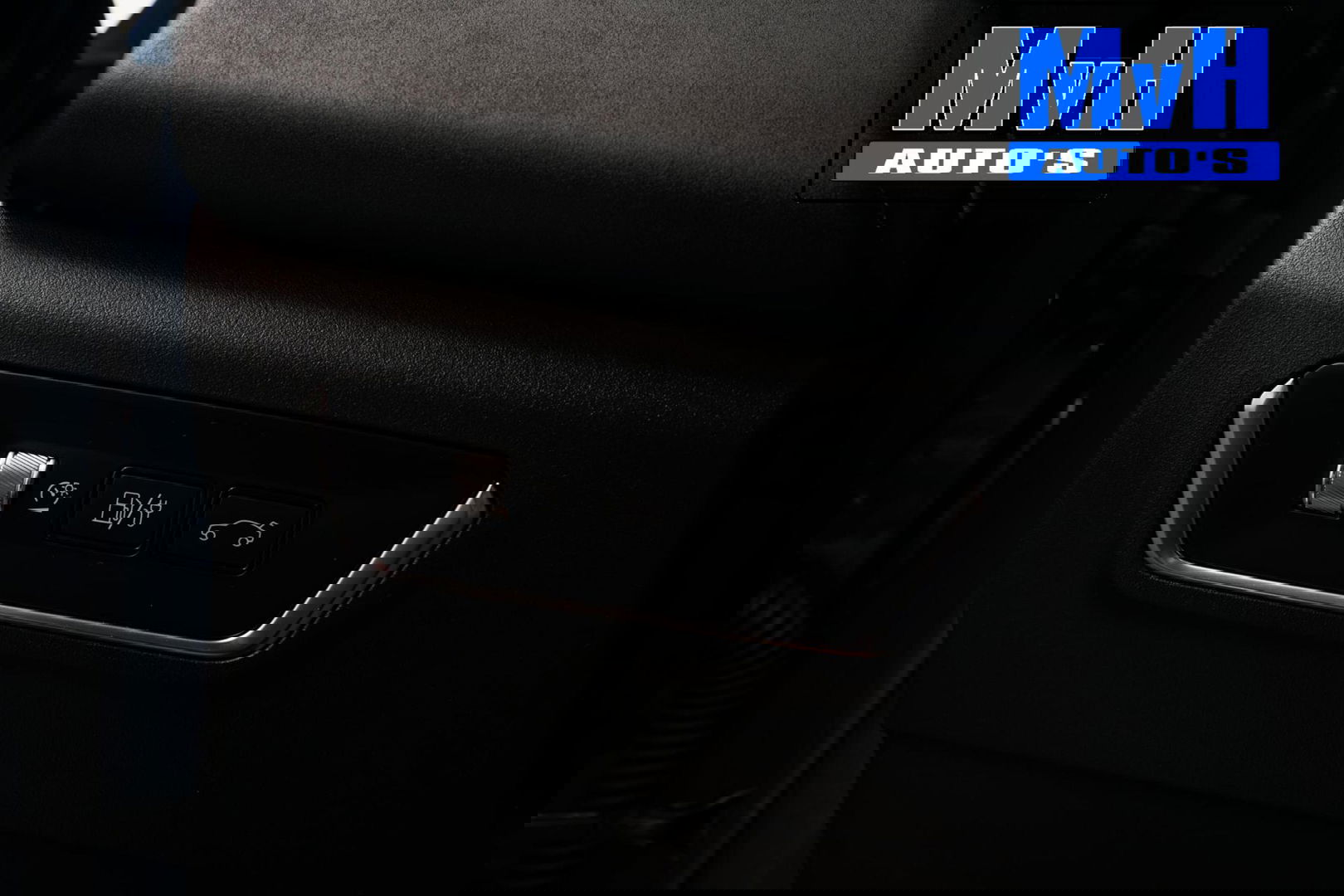 Lynk & Co 01 1.5 Hybride|FULL BLACK|LEER|PANO|360°CAM|NAP