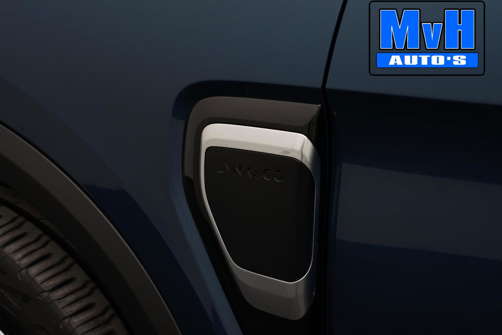 Lynk & Co 01 1.5 Hybride|FULL BLACK|LEER|PANO|360°CAM|NAP