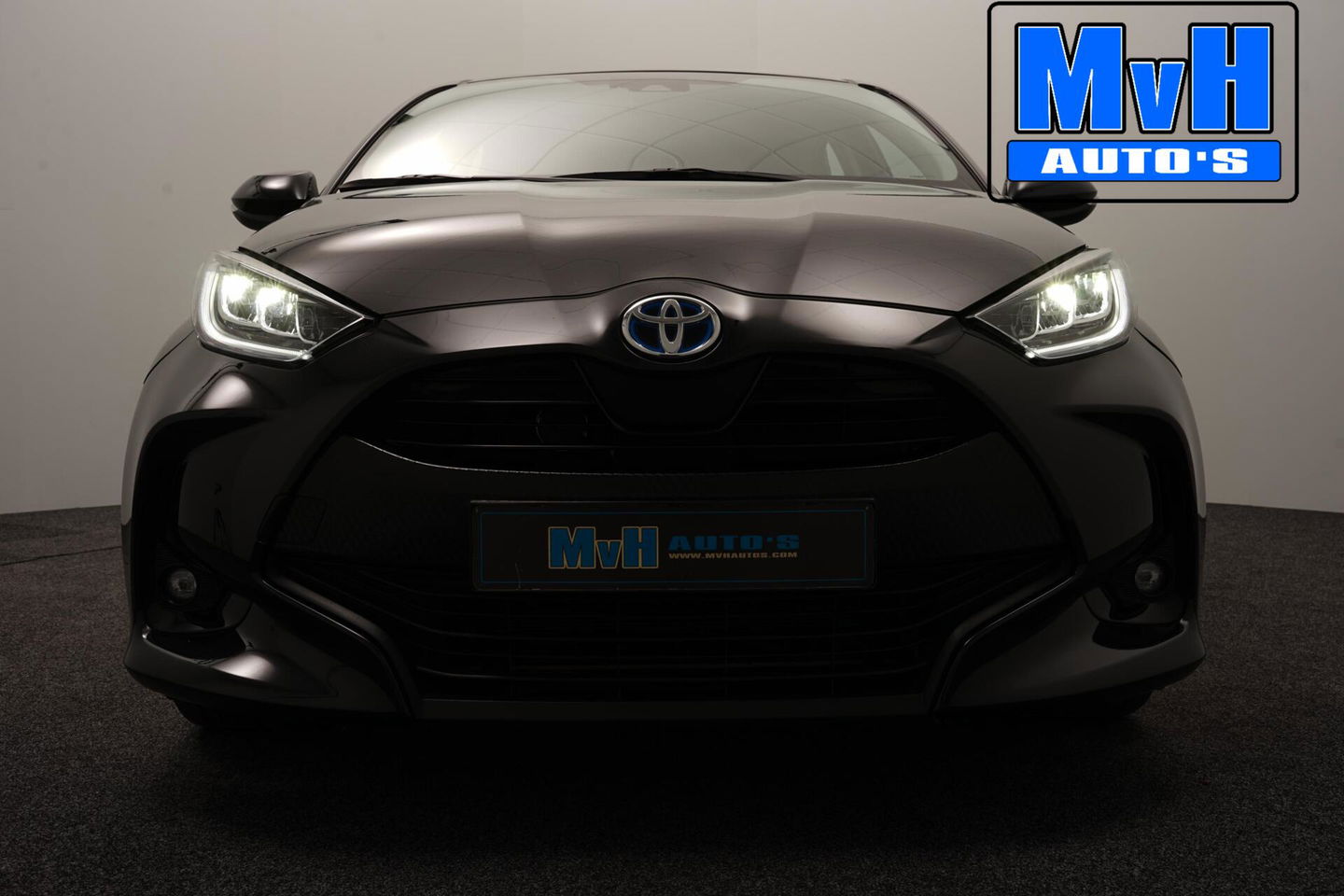 Toyota Yaris 1.5 Hybrid Dynamic|CAMERA|CARPLAY|ACC|LED|NAP