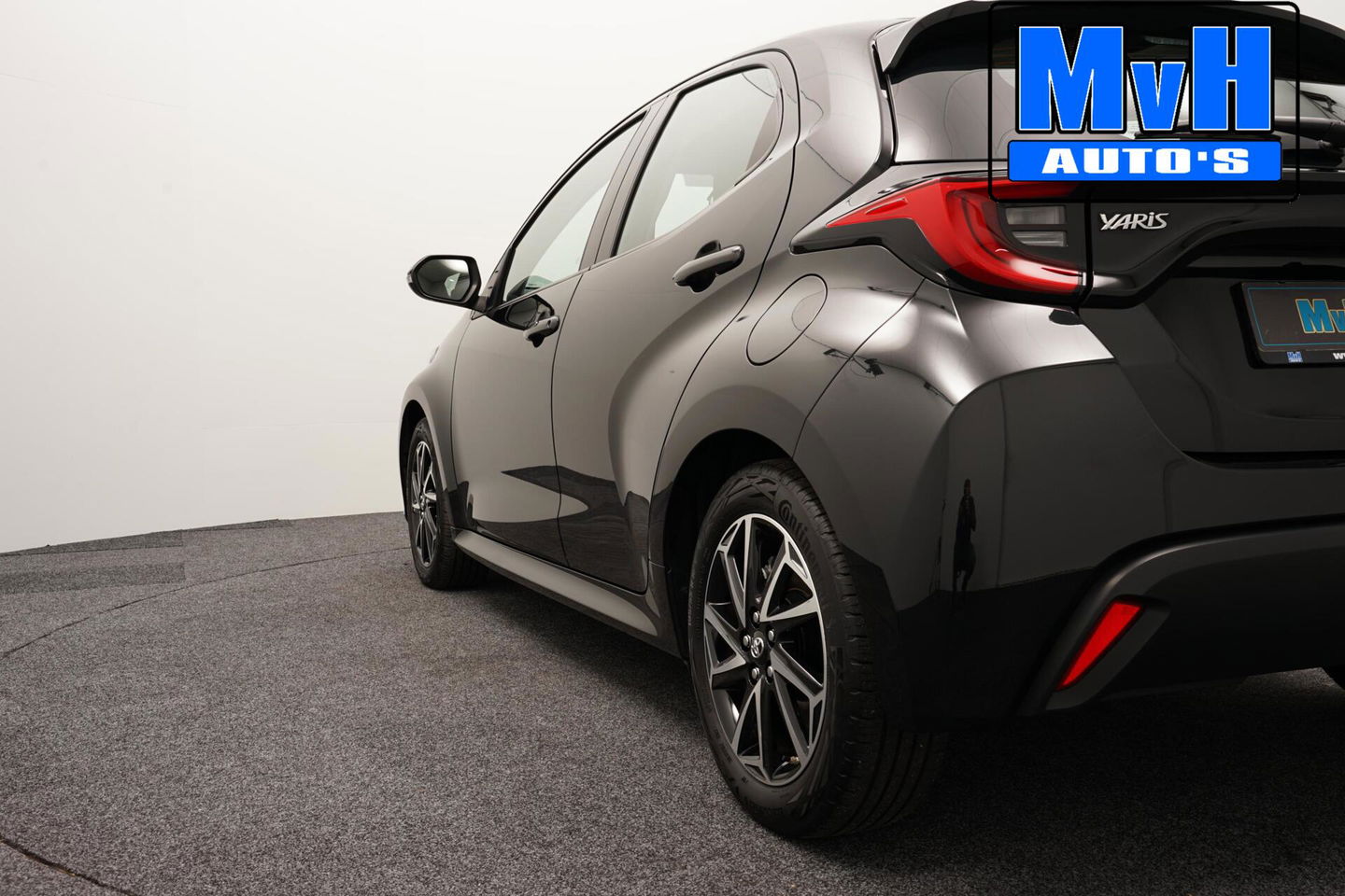 Toyota Yaris 1.5 Hybrid Dynamic|CAMERA|CARPLAY|ACC|LED|NAP