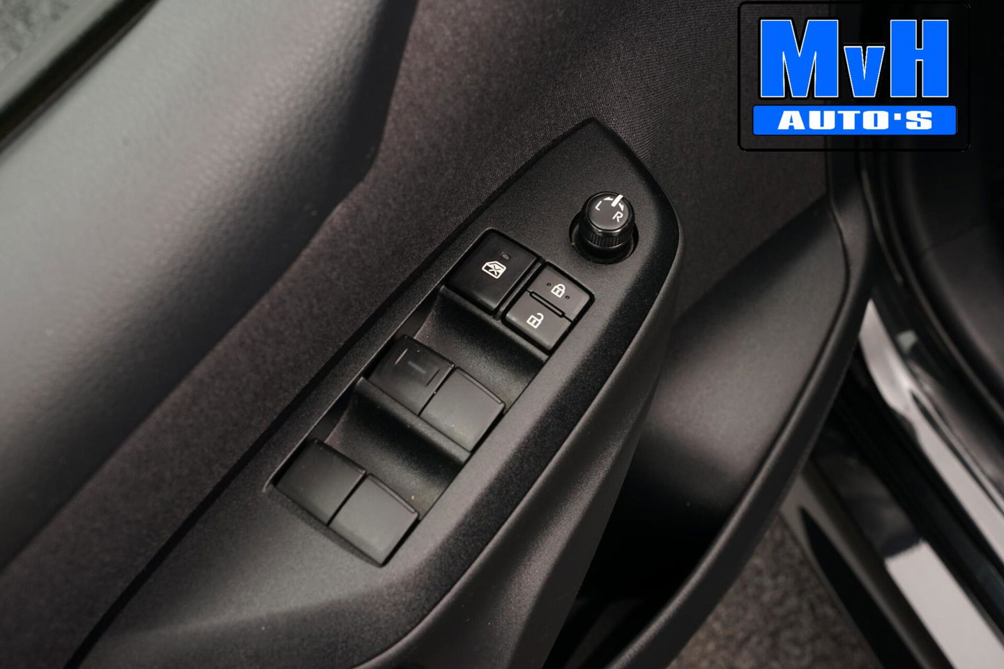 Toyota Yaris 1.5 Hybrid Dynamic|CAMERA|CARPLAY|ACC|LED|NAP