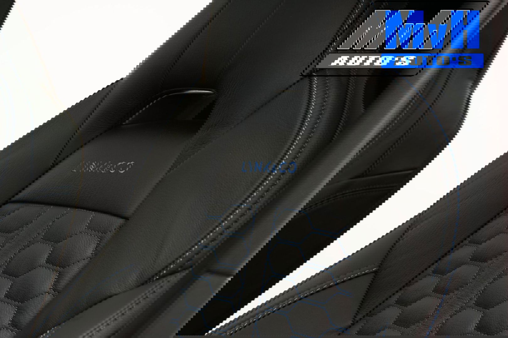 Lynk & Co 01 1.5 Hybride|FULL BLACK XL|ZWARTE.HEMEL|LEER|TREKH