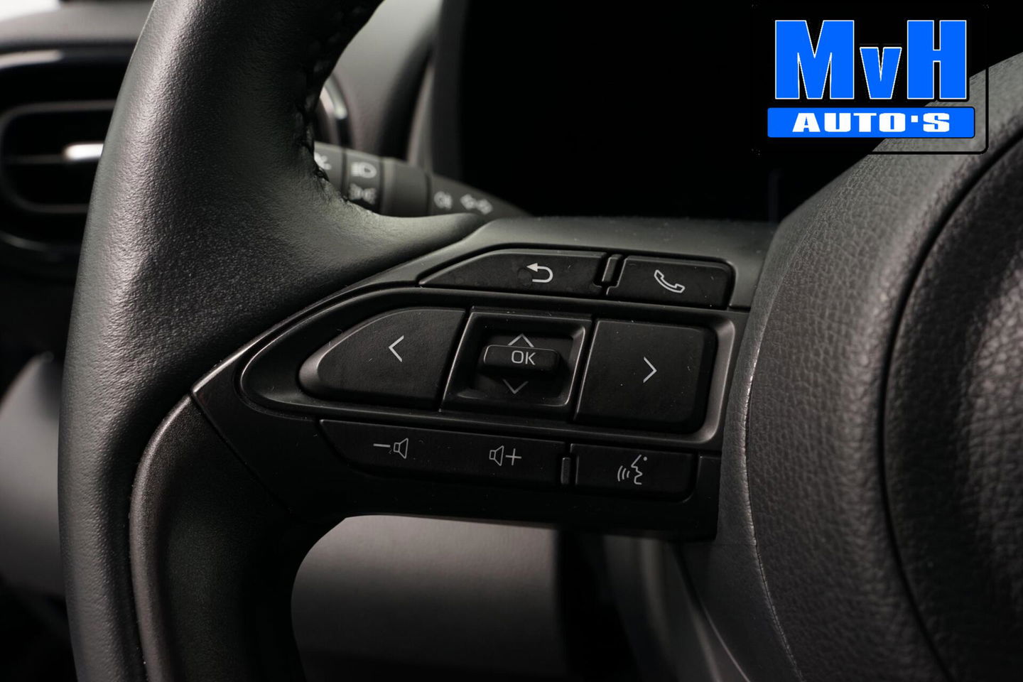 Toyota Yaris Cross 1.5 Hybrid 115 Business Plus|NAVI|STOEL/STUUR.VERW