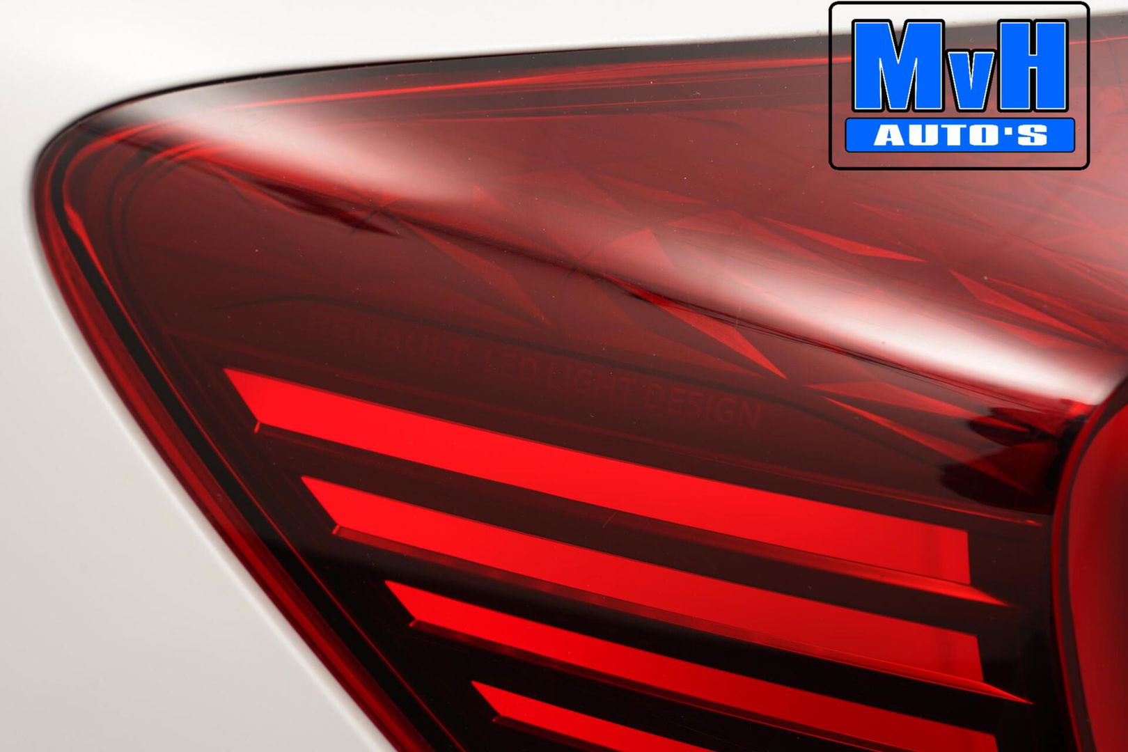 Renault Captur 1.3 TCe 140 Intens|PARELMOER|CAMERA|LED|NAP