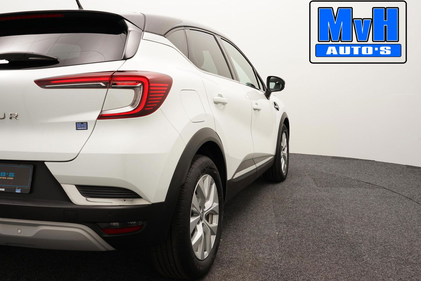 Renault Captur 1.3 TCe 140 Intens|PARELMOER|CAMERA|LED|NAP