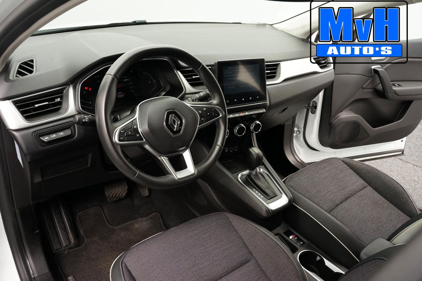 Renault Captur 1.3 TCe 140 Intens|PARELMOER|CAMERA|LED|NAP