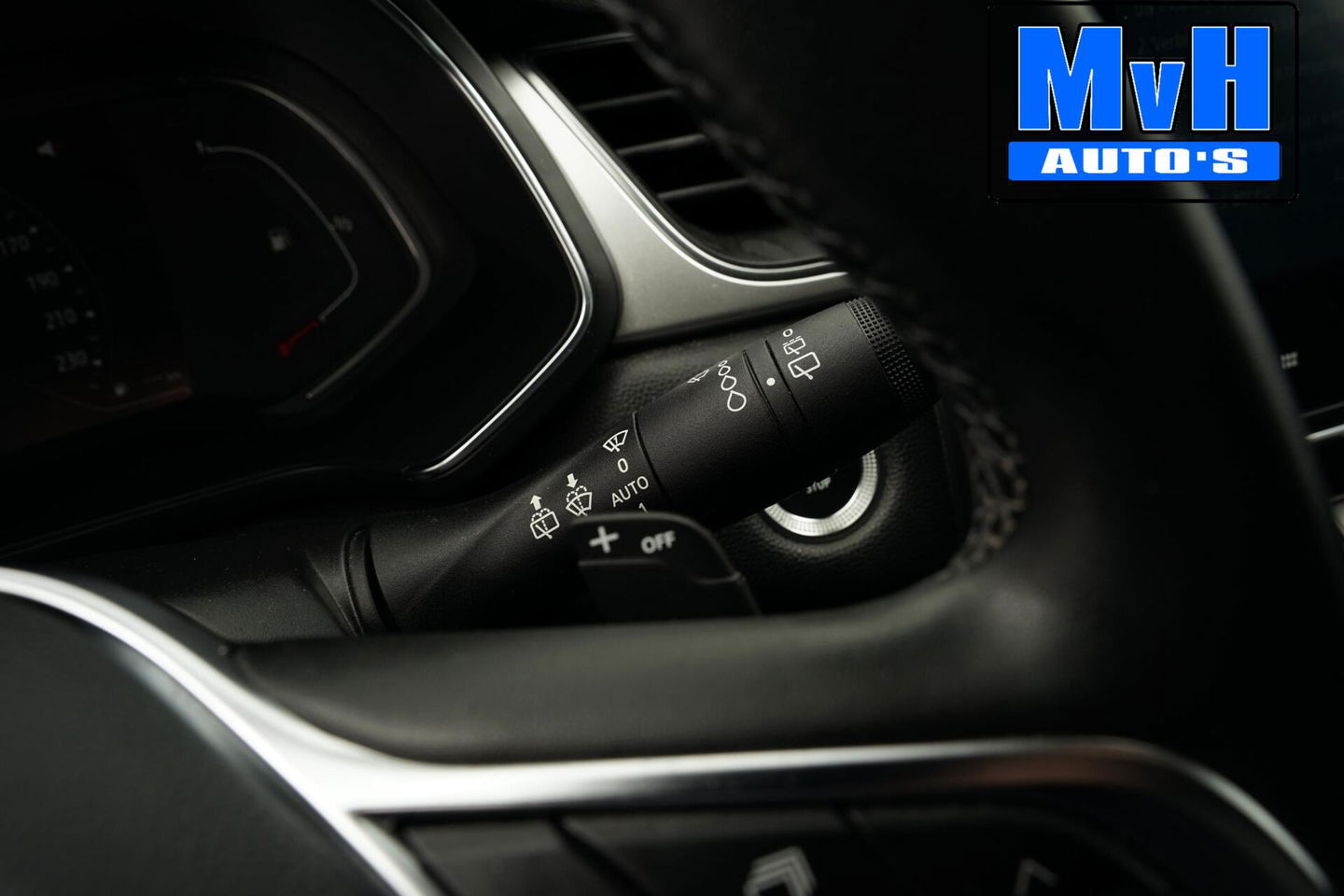 Renault Captur 1.3 TCe 140 Intens|PARELMOER|CAMERA|LED|NAP