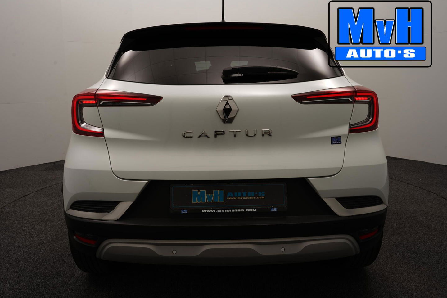 Renault Captur 1.3 TCe 140 Intens|PARELMOER|CAMERA|LED|NAP