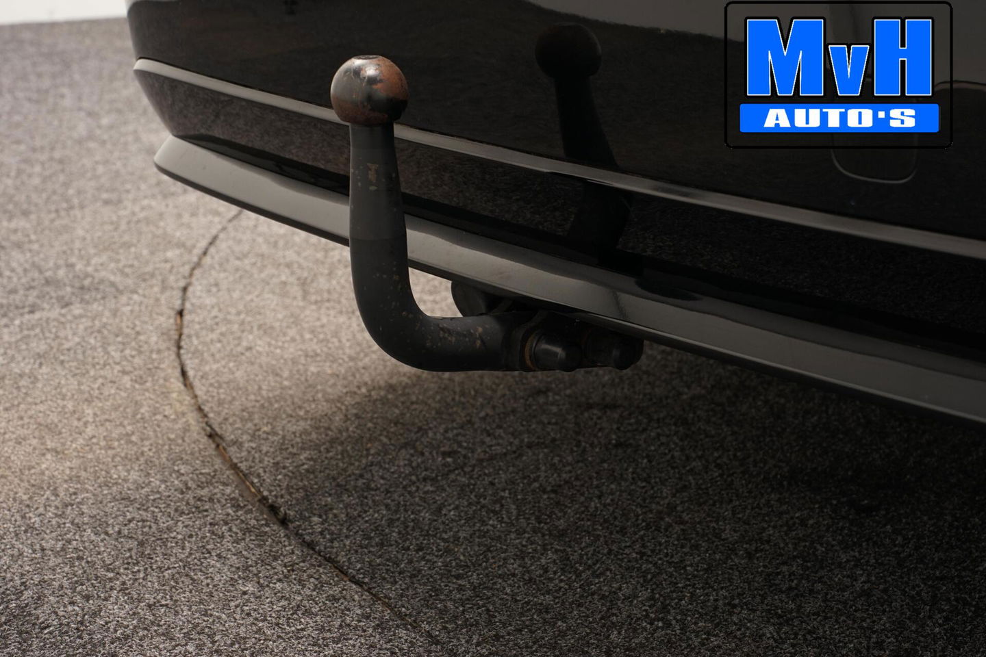 Toyota Corolla Touring Sports 1.8 Hybrid Business Plus|TREKHAAK