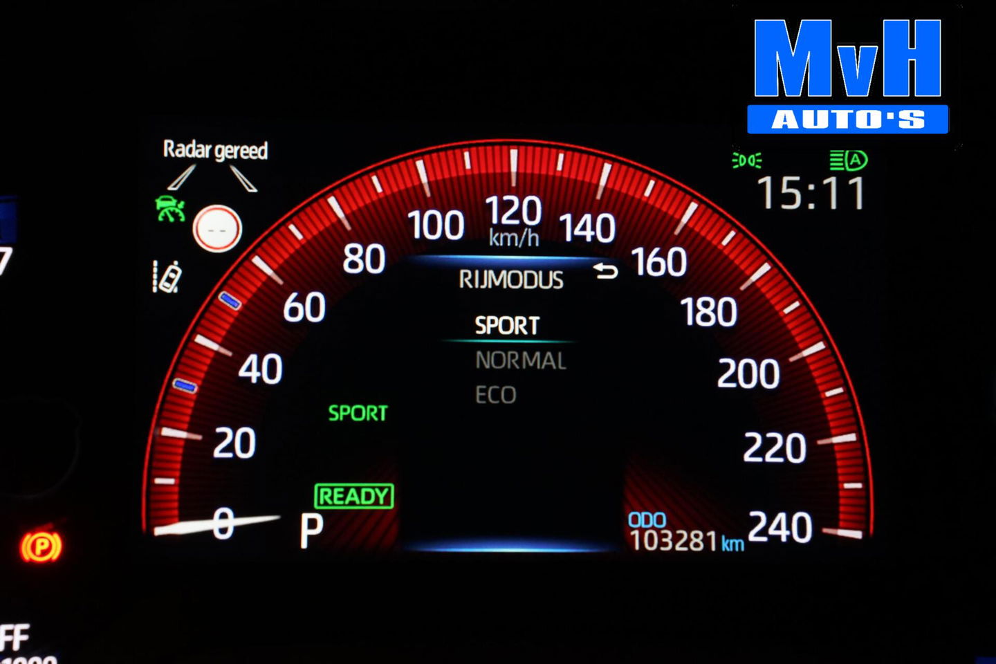 Toyota Corolla Touring Sports 1.8 Hybrid Business Plus|TREKHAAK