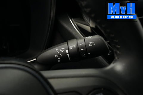 Toyota Corolla Touring Sports 1.8 Hybrid Business Plus|TREKHAAK