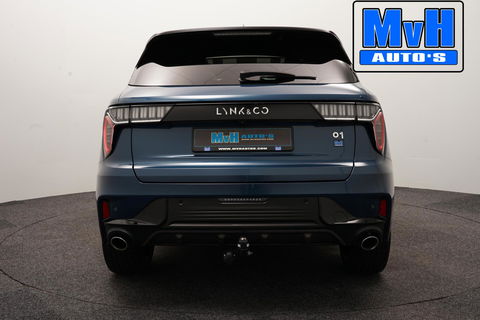 Lynk & Co 01 1.5 Hybride|FULL BLACK XL|ZWARTE.HEMEL|TREKH|NAP