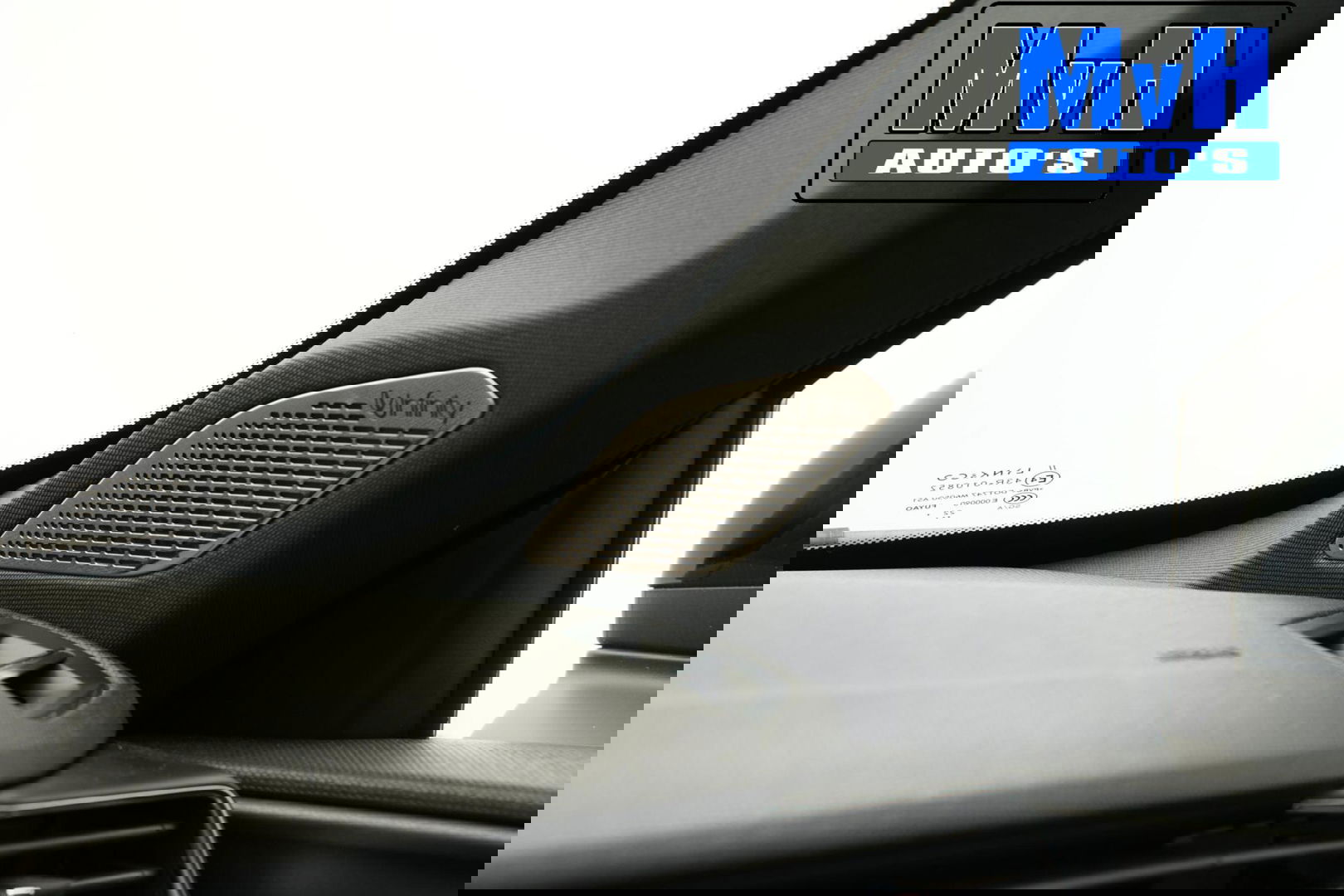 Lynk & Co 01 1.5 Hybride|FULL BLACK XL|ZWARTE.HEMEL|TREKH|NAP