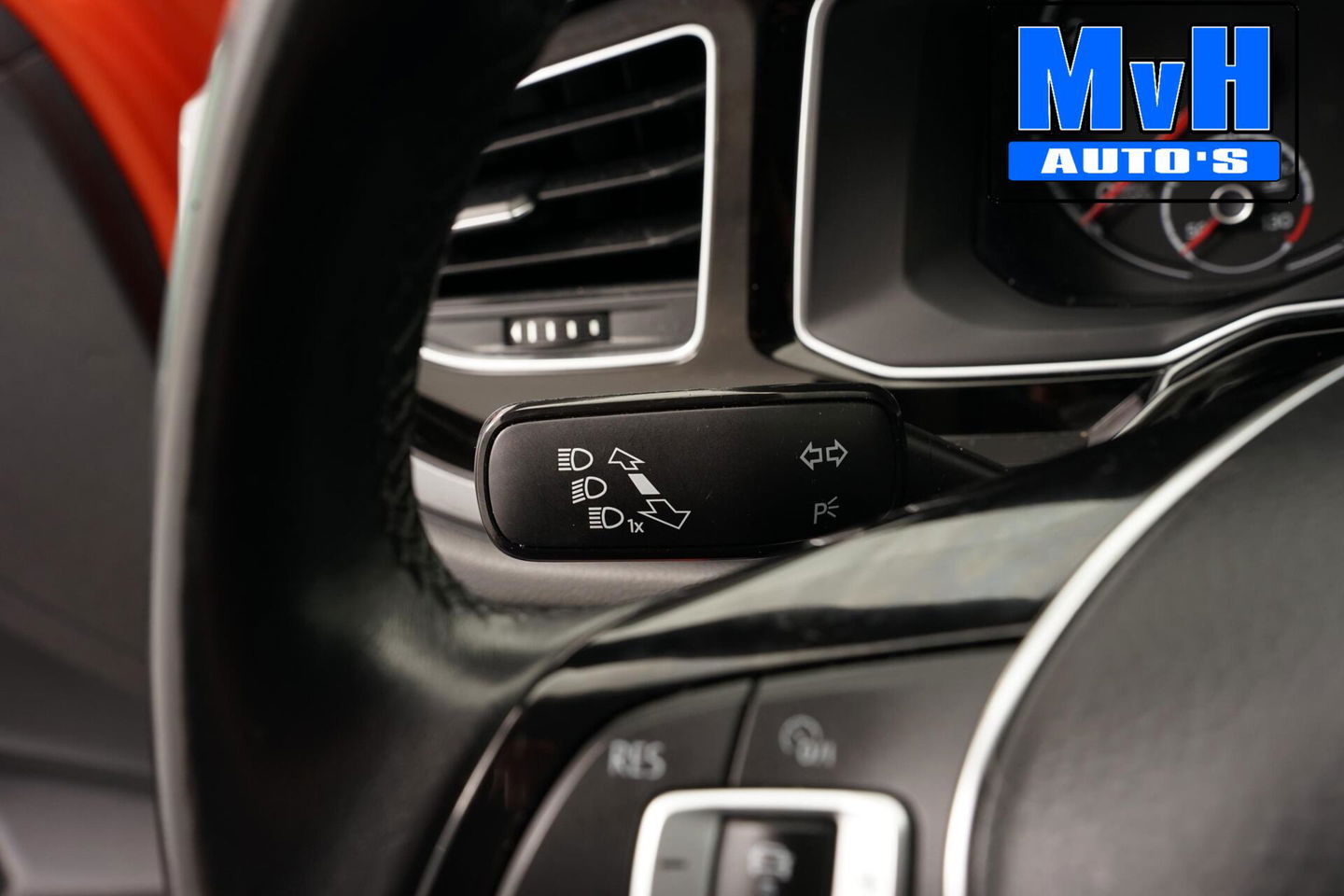 Volkswagen Polo 1.0 TSI Highline|TREKH|CAMERA|LED|CLIMA|ACC