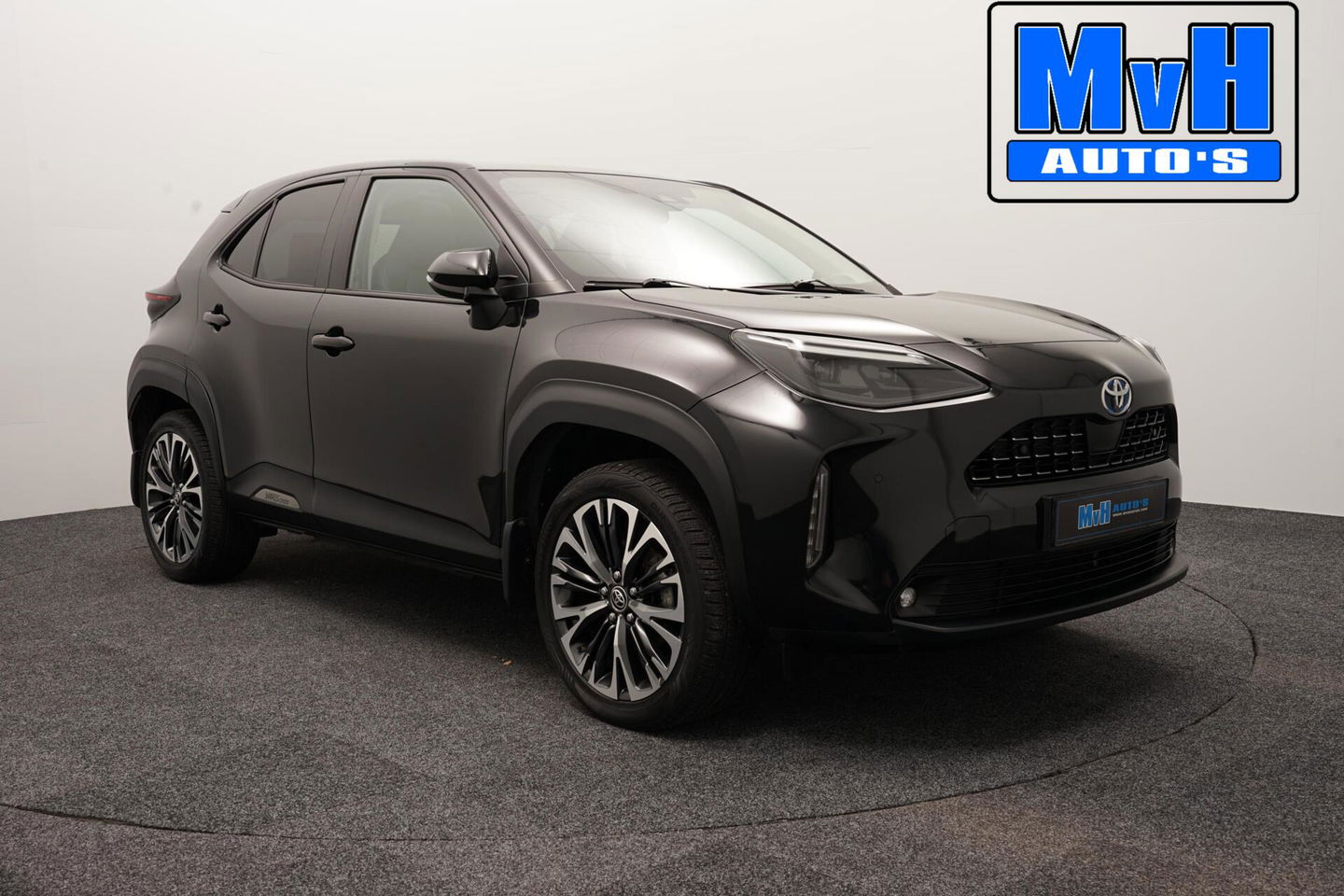 Toyota Yaris Cross 1.5 Hybrid Executive|PANO|JBL|LEER|TREKHAAK