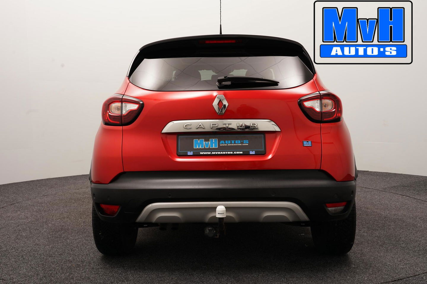 Renault Captur 1.3 TCe Intense|150PK|PANO|CAMERA|LED|TREKH
