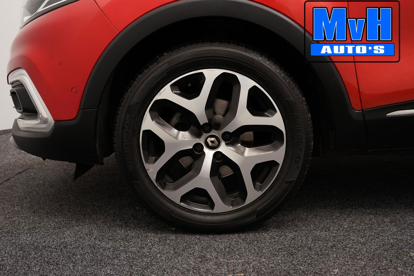 Renault Captur 1.3 TCe Intense|150PK|PANO|CAMERA|LED|TREKH