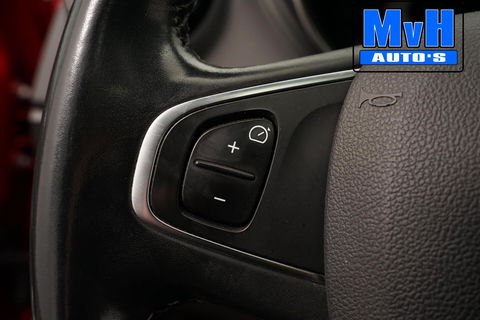 Renault Captur 1.3 TCe Intense|150PK|PANO|CAMERA|LED|TREKH