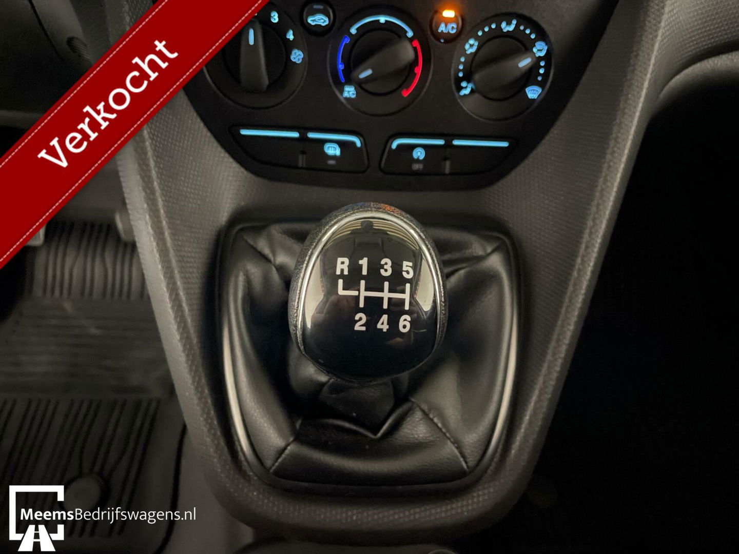 Ford Transit Connect L2 - AIRCO NAVI CAMERA PARKEERSEN 3PRS