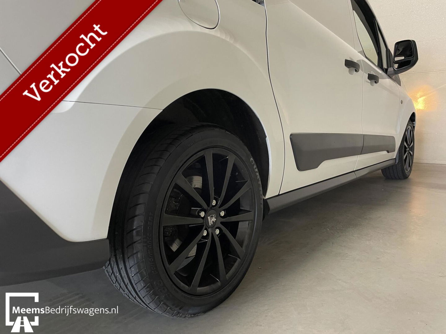 Ford Transit Connect L2 - AIRCO NAVI CAMERA PARKEERSEN 3PRS