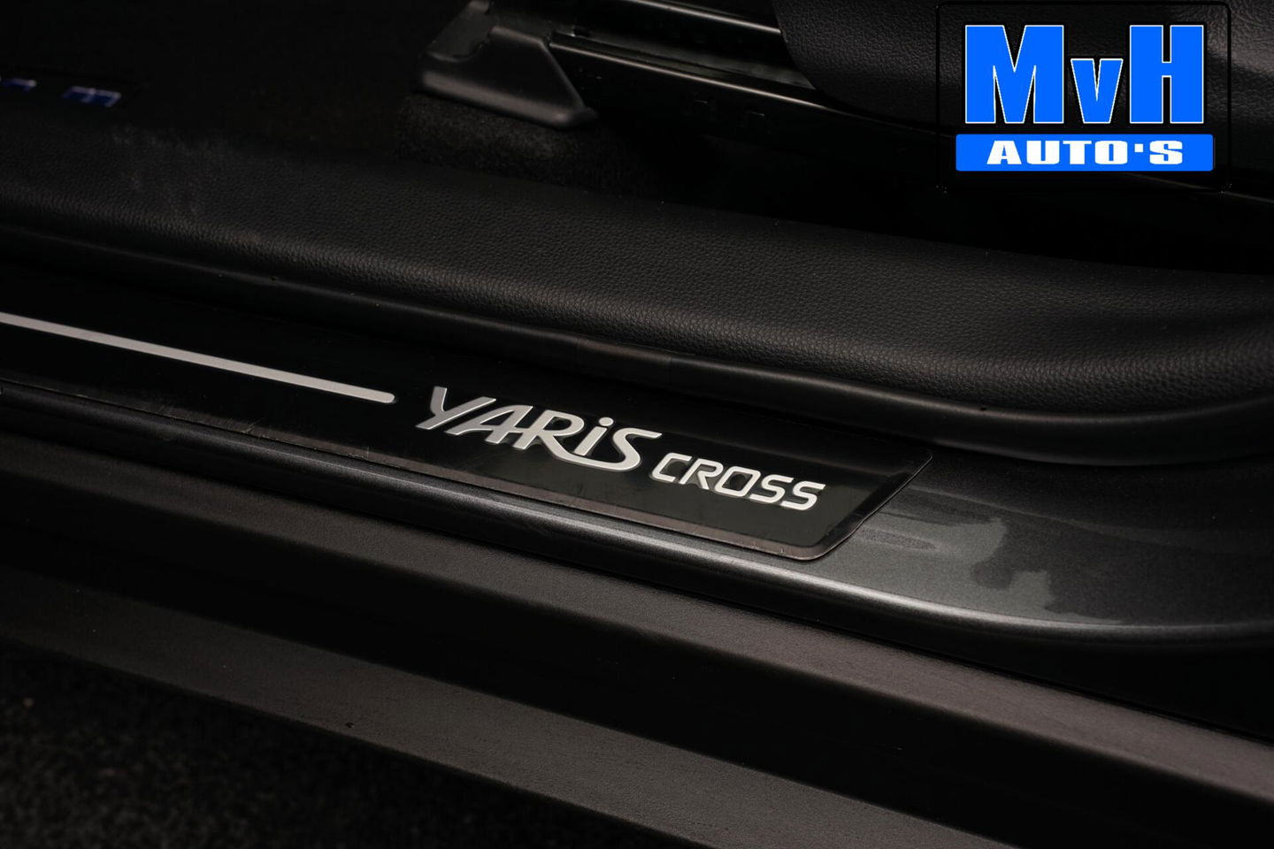 Toyota Yaris Cross 1.5 Hybrid 130 Executive|STUUR/STOELVERW.