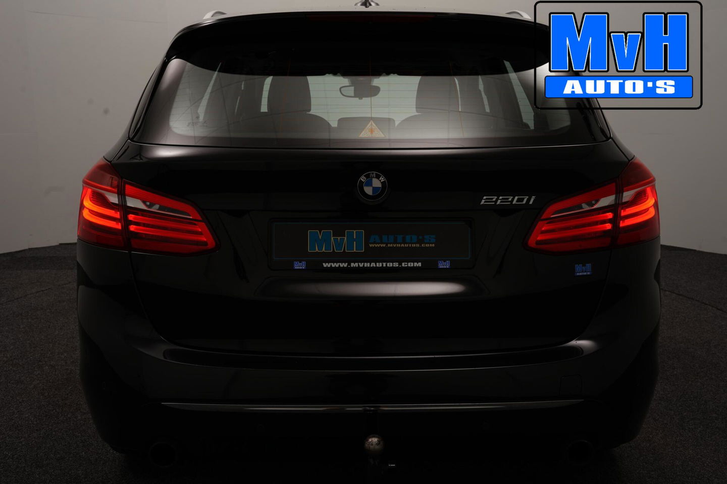 BMW 2 Serie Active Tourer 220i High Executive|LED|TREKH|HUD