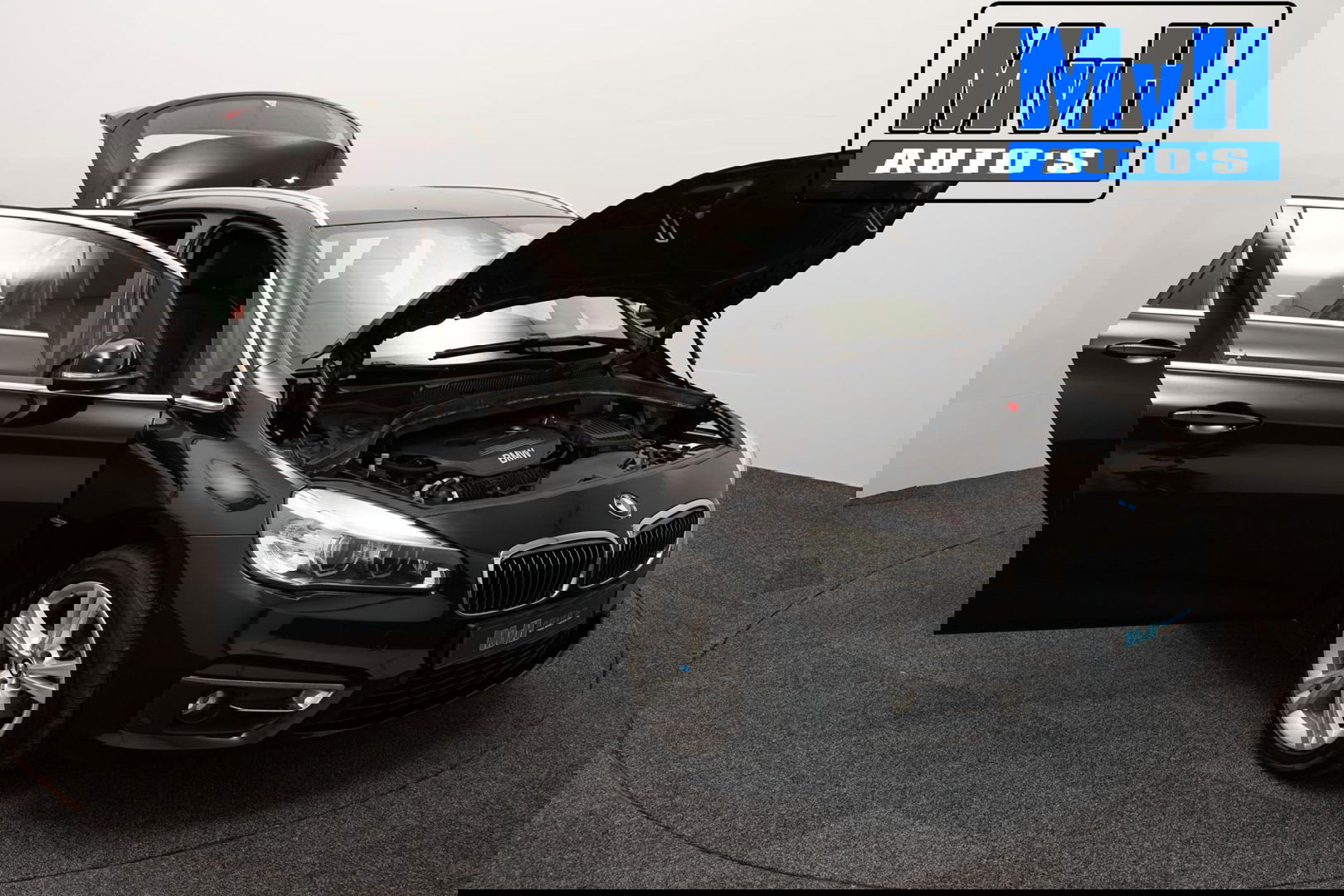 BMW 2 Serie Active Tourer 220i High Executive|LED|TREKH|HUD