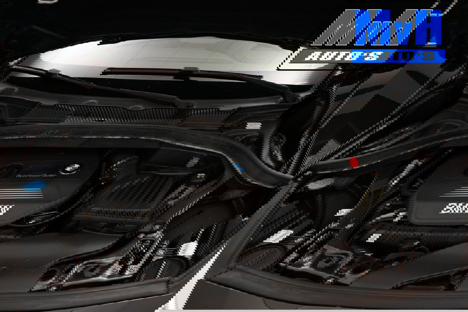 BMW 2 Serie Active Tourer 220i High Executive|LED|TREKH|HUD