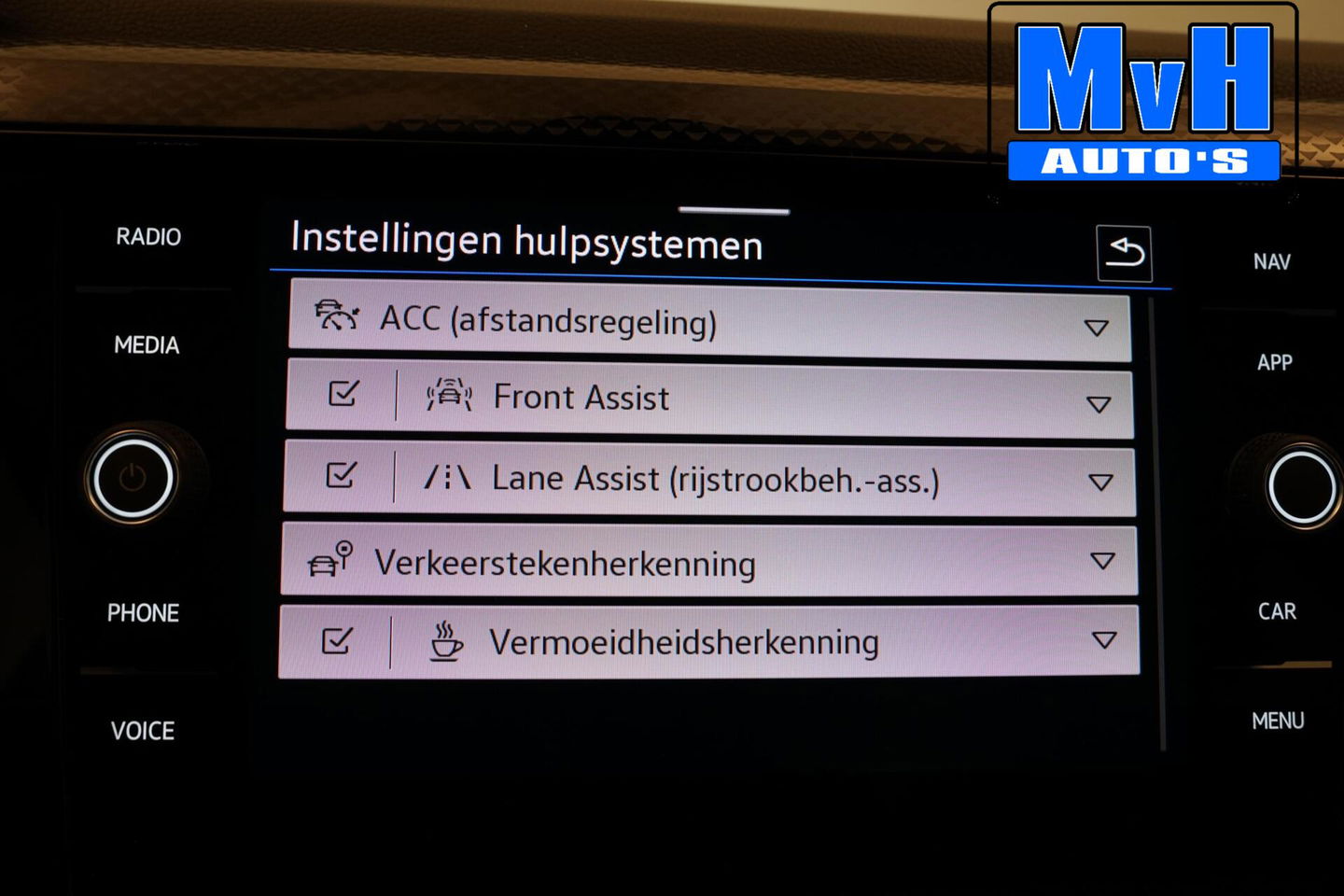 Volkswagen Taigo 1.0 TSI|STOELVERW|CAMERA|PDC|VIRTUAL|NAVI