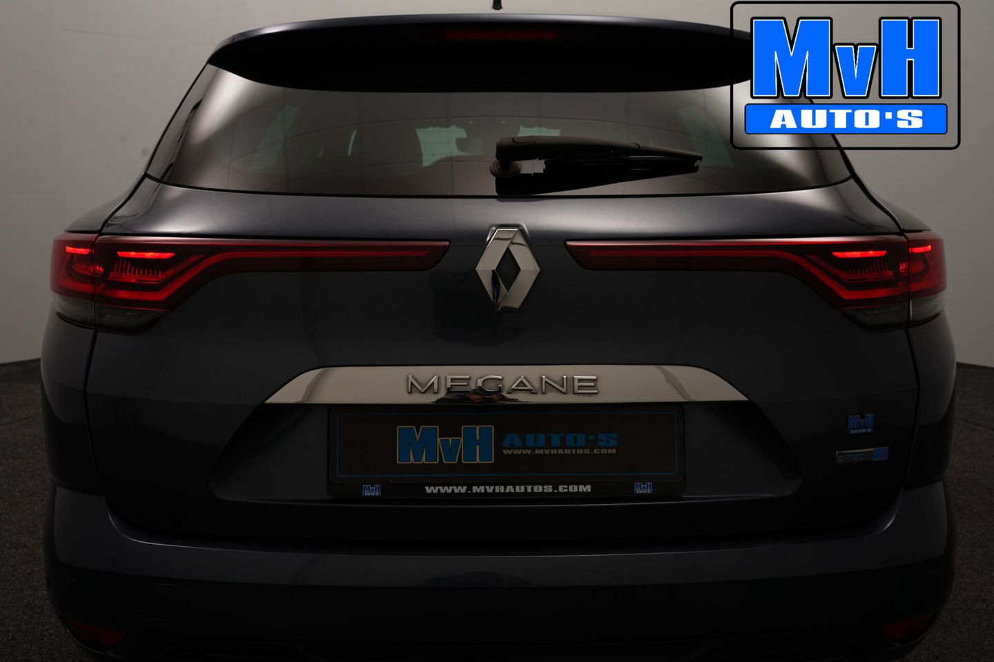 Renault Megane E-Tech Estate 1.6 Plug-In Hybrid 160 Intens