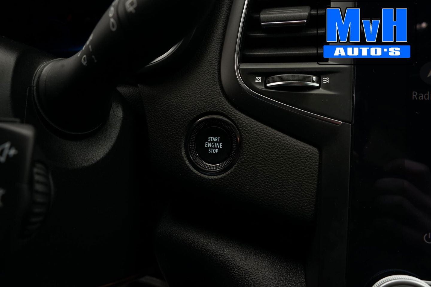 Renault Megane E-Tech Estate 1.6 Plug-In Hybrid 160 Intens