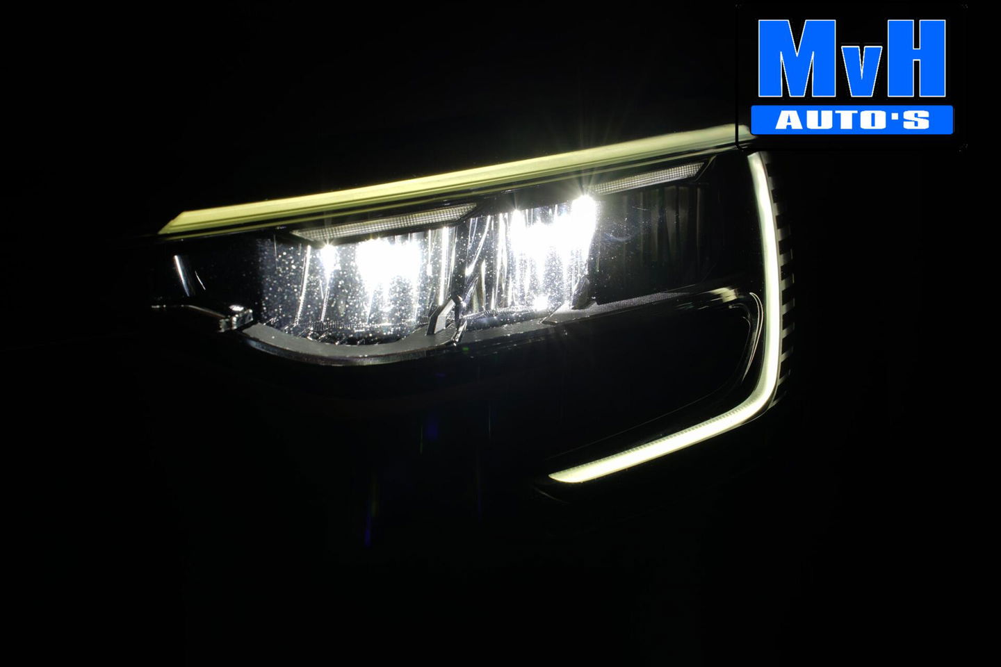 Renault Megane E-Tech Estate 1.6 Plug-In Hybrid 160 Intens