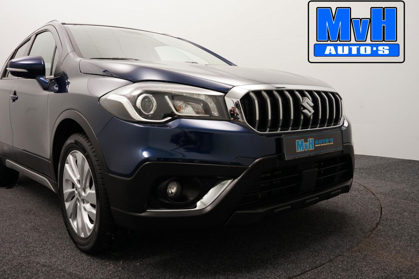 Suzuki S-Cross 1.0 Boosterjet Exclusive|TREKH|LED|CAMERA|NAP